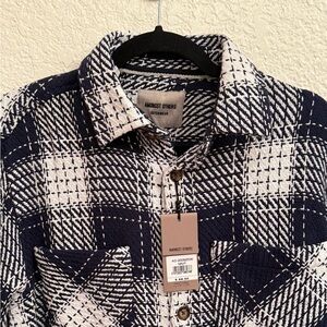 Amongst Others Plaid Button-Up Shirt Jacket Houndstooth in Marine Navy and white